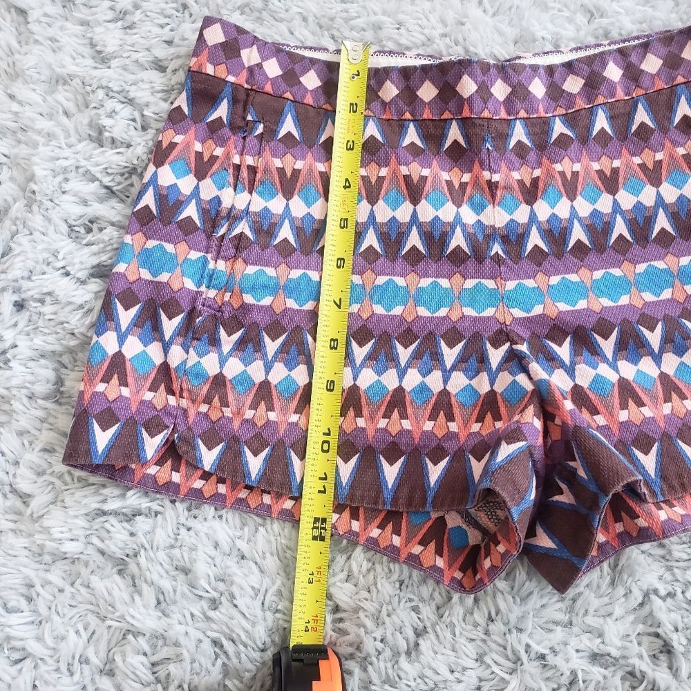 J.CREW Geometric Pattern Shorts - Picture 11 of 12
